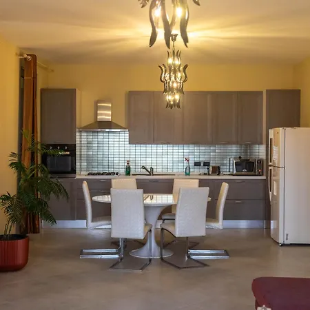 Pensión Angoni