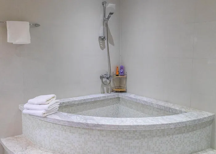 ゲストハウス Angoni ドゥラス