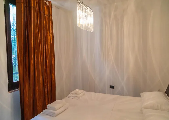 Angoni ゲストハウス 3*