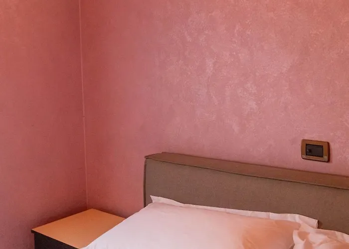 ゲストハウス Angoni 3*