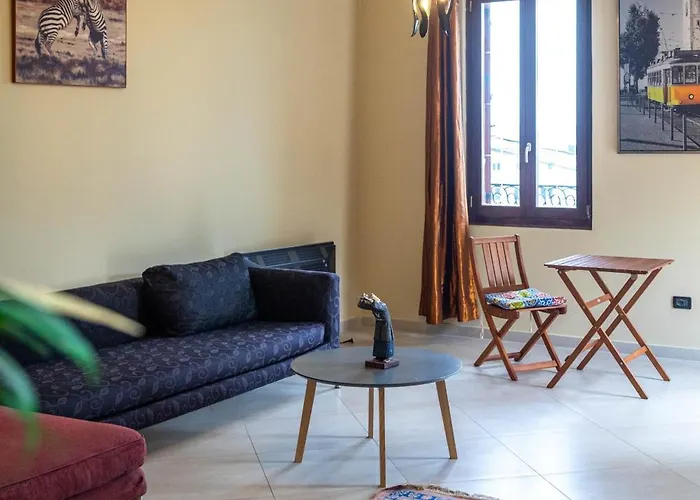 ゲストハウス Angoni ドゥラス